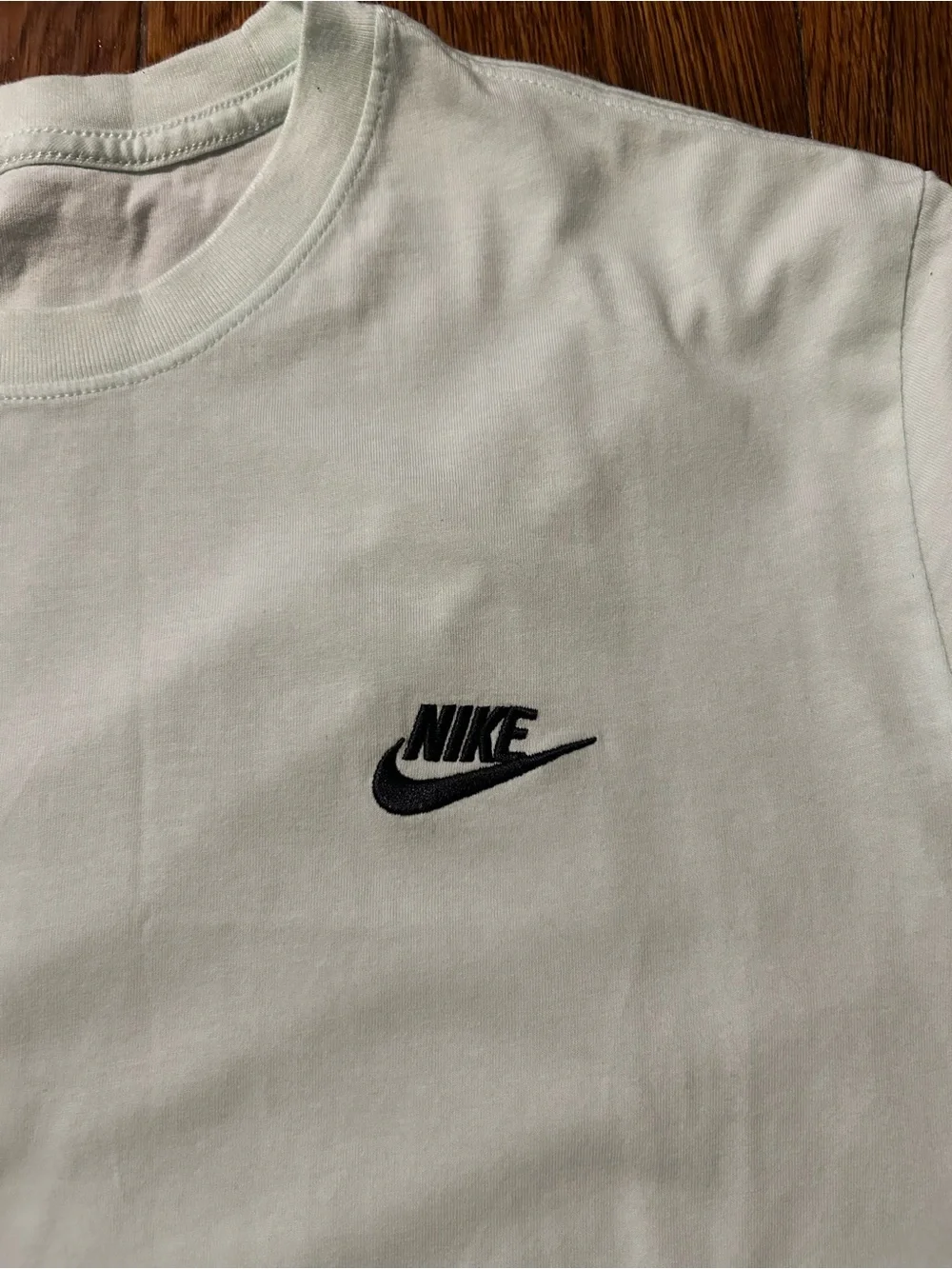 Nike Sportswear Club Set Barely Green Size XL T Shirt & Shorts